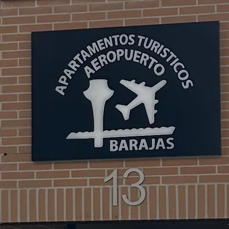 Apartamentos Turisticos Aeropuerto Barajas-3